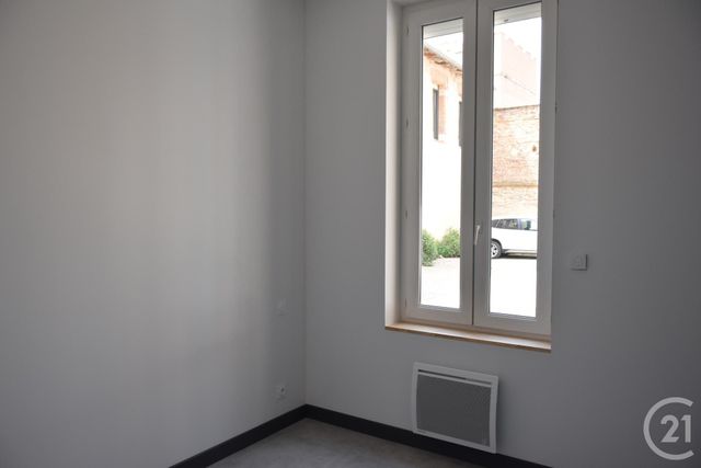 Afficher la photo en grand Appartement T3 à louer - 3 pièces - 64.59 m2 - GAILLAC - 81 - MIDI-PYRENEES - Century 21 Actif Immobilier