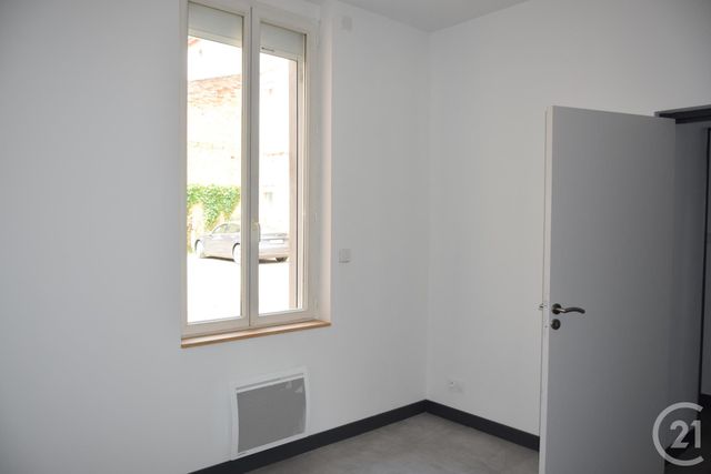 Afficher la photo en grand Appartement T3 à louer - 3 pièces - 64.59 m2 - GAILLAC - 81 - MIDI-PYRENEES - Century 21 Actif Immobilier