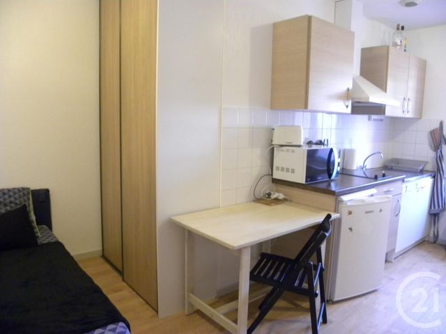 Afficher la photo en grand Studio à louer - 1 pièce - 20.14 m2 - ALBI - 81 - MIDI-PYRENEES - Century 21 Actif Immobilier