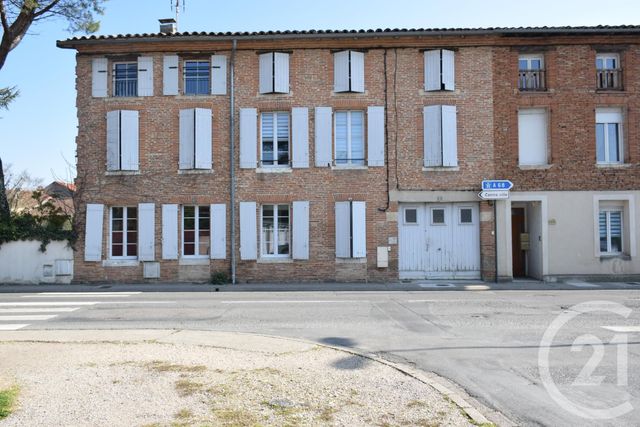 Afficher la photo en grand Appartement T2 à louer - 2 pièces - 50.0 m2 - GAILLAC - 81 - MIDI-PYRENEES - Century 21 Actif Immobilier