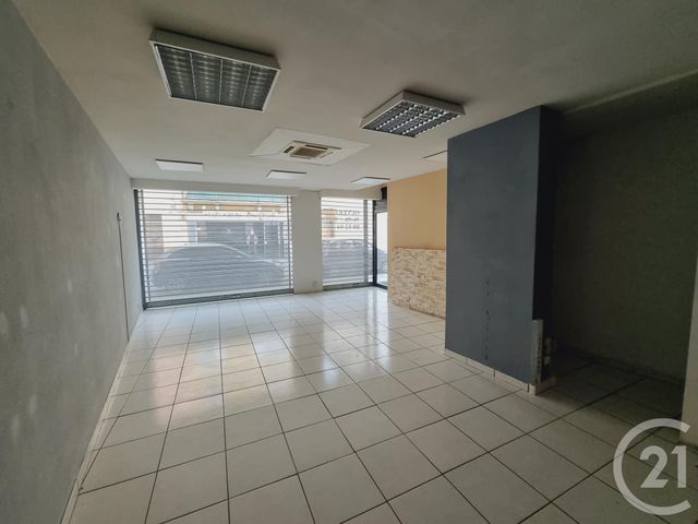 Afficher la photo en grand Appartement Local à louer - 1 pièce - 46.67 m2 - GAILLAC - 81 - MIDI-PYRENEES - Century 21 Actif Immobilier