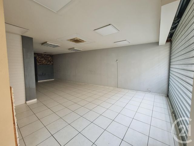 Afficher la photo en grand commerce à louer - 46.7 m2 - GAILLAC - 81 - MIDI-PYRENEES - Century 21 Actif Immobilier