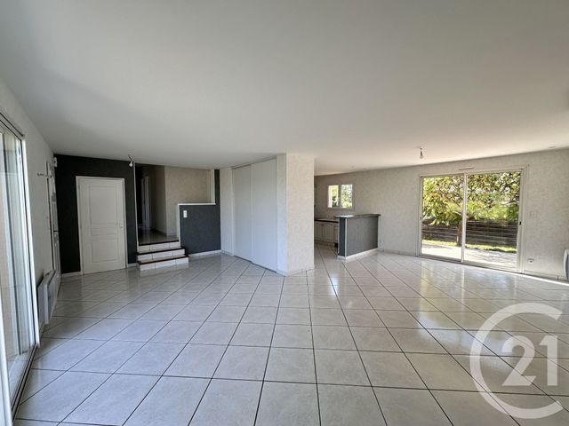 maison à louer - 4 pièces - 91.48 m2 - LAGRAVE - 81 - MIDI-PYRENEES - Century 21 Actif Immobilier