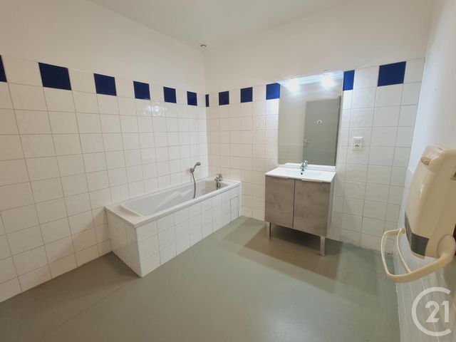 Appartement T3 à louer - 3 pièces - 106.36 m2 - GAILLAC - 81 - MIDI-PYRENEES - Century 21 Actif Immobilier