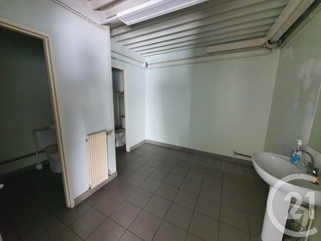 Appartement à vendre - 3 pièces - 94.0 m2 - CASTELNAU DE MONTMIRAL - 81 - MIDI-PYRENEES - Century 21 Actif Immobilier