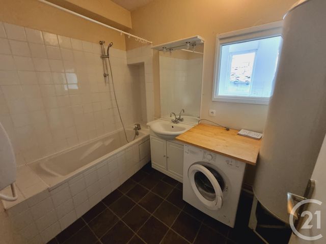 Appartement T3 à louer - 3 pièces - 65.11 m2 - GAILLAC - 81 - MIDI-PYRENEES - Century 21 Actif Immobilier