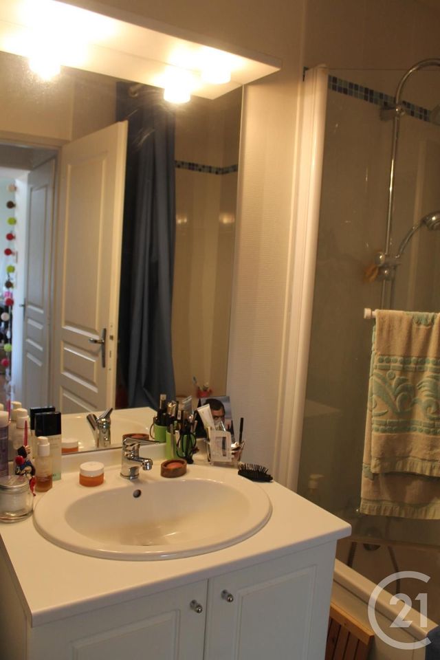 Appartement T2 à louer - 2 pièces - 50.0 m2 - GAILLAC - 81 - MIDI-PYRENEES - Century 21 Actif Immobilier