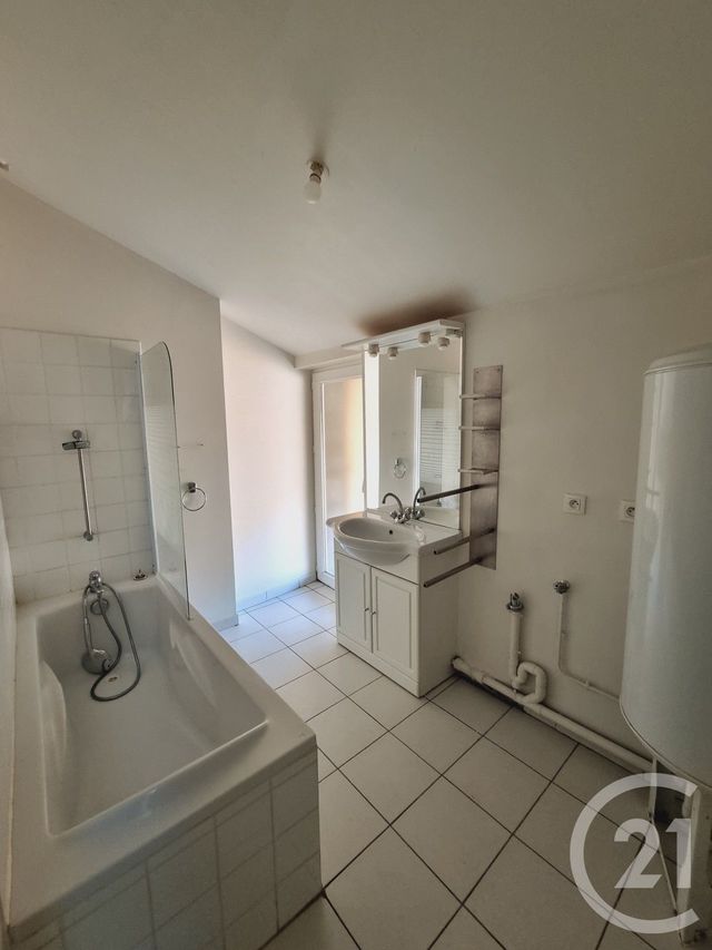 Appartement T1 à louer - 1 pièce - 42.89 m2 - GAILLAC - 81 - MIDI-PYRENEES - Century 21 Actif Immobilier